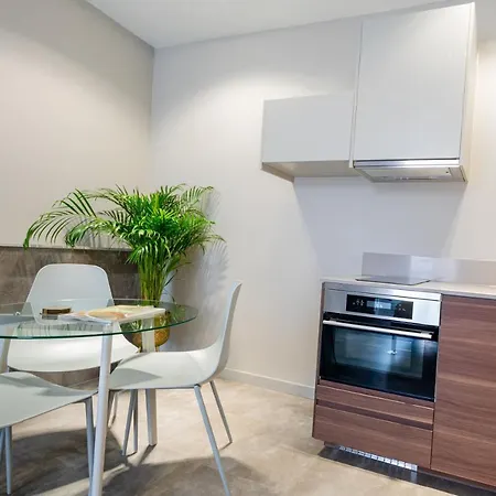 Newly Build Utopia The Den 7-minutes From Rotterdam City App2 Apartment