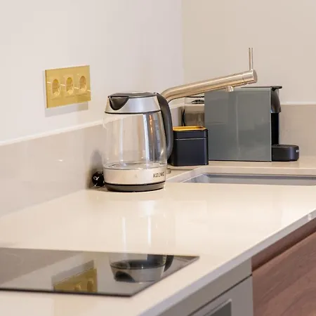 Apartment Newly Build Utopia The Den 7-minutes From Rotterdam City App2 Schiedam